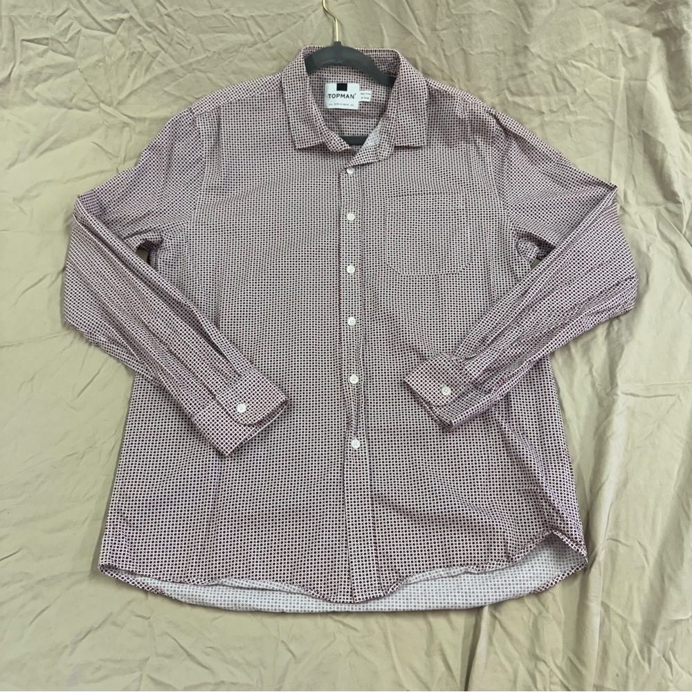 Topman Men’s Button Down Shirt Large 100% Cotton White w/ Red XO Pattern